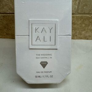 Kayali Silk Santal Eau de Parfum 50ml